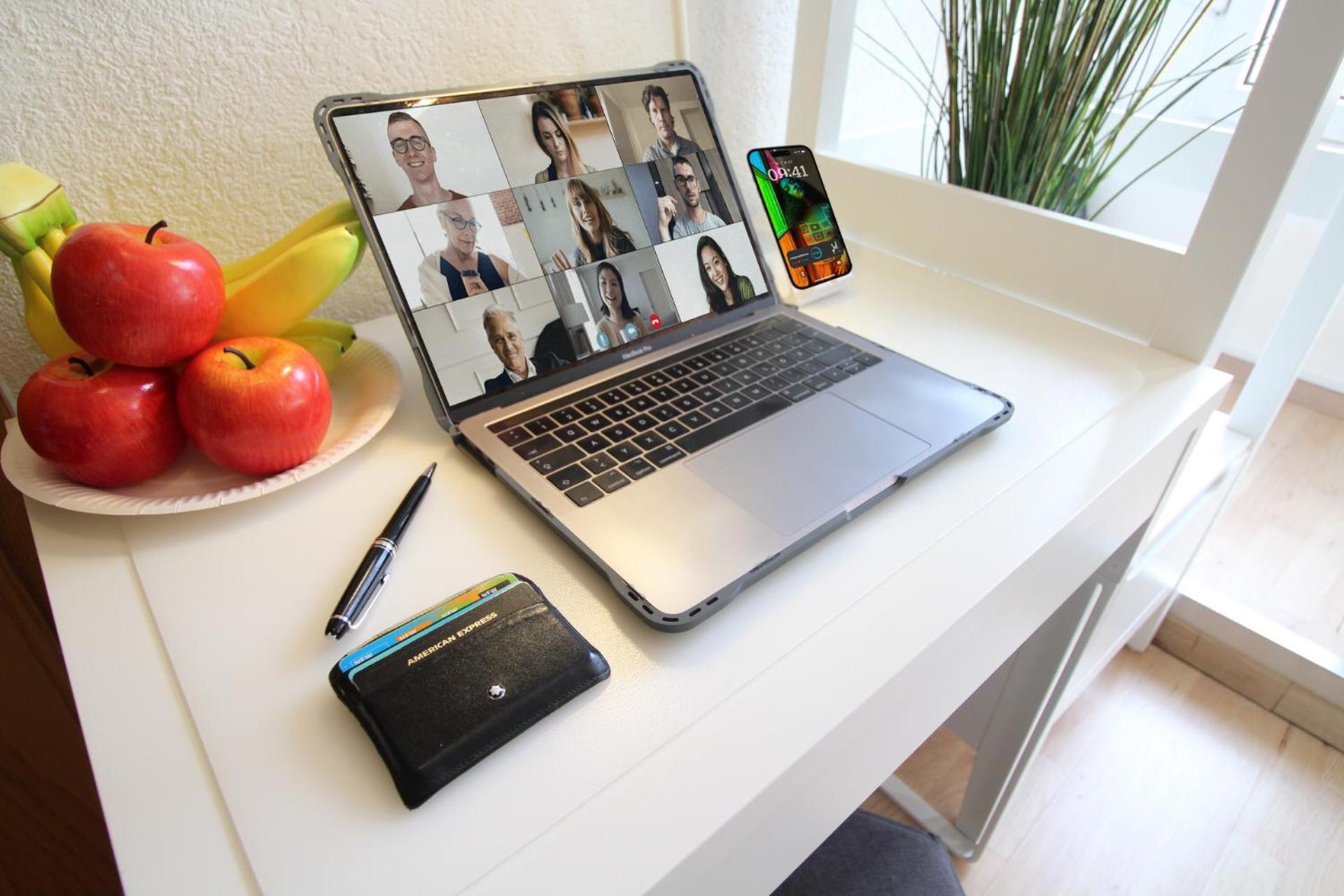 Hotel Ulm Zentrum - Komplettes Zimmer, Hochbett, Android Tv & Eigenem Bad - Perfekt Fuer Familien & Gruppen Luaran gambar