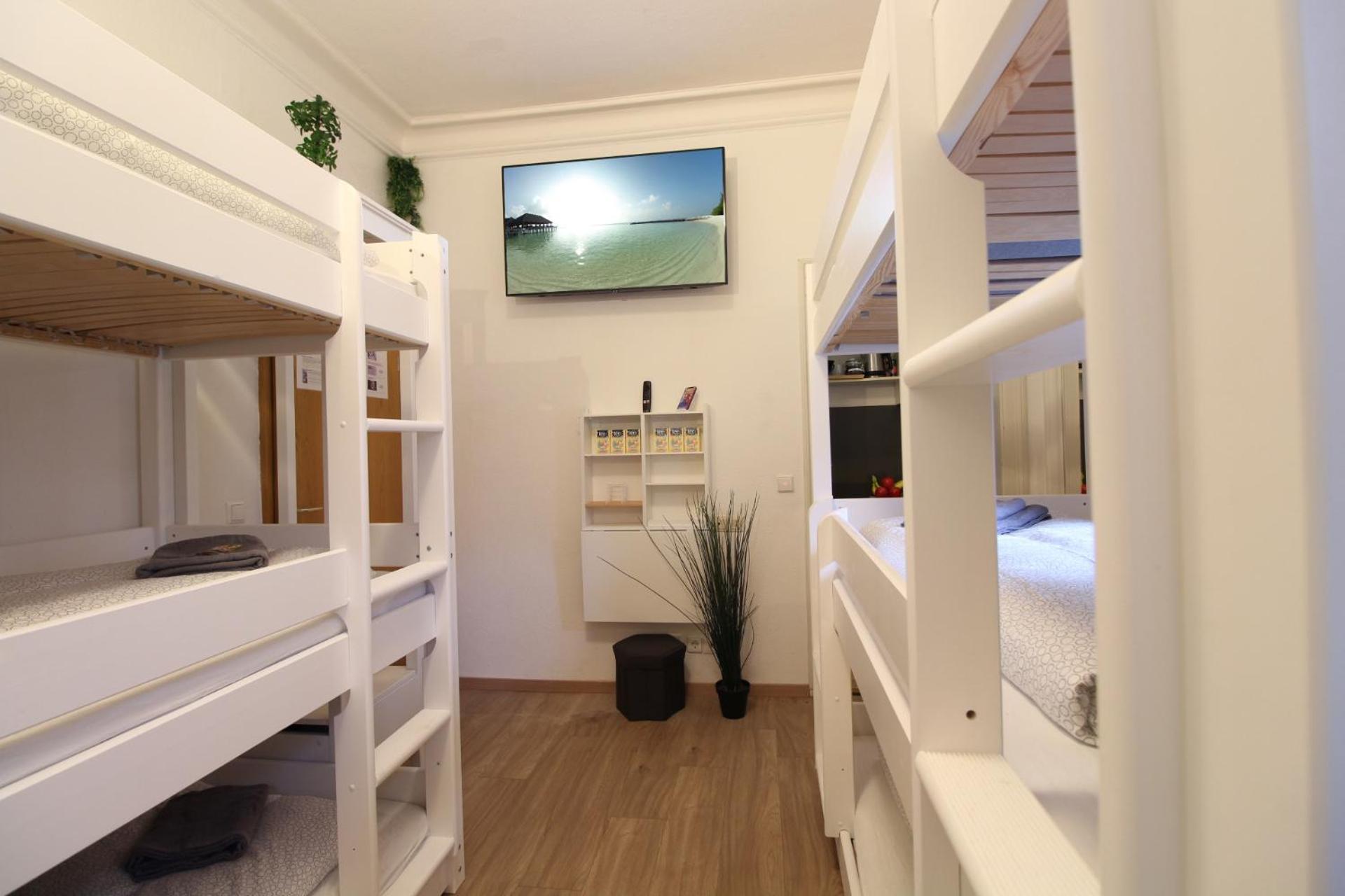 Hotel Ulm Zentrum - Komplettes Zimmer, Hochbett, Android Tv & Eigenem Bad - Perfekt Fuer Familien & Gruppen Luaran gambar