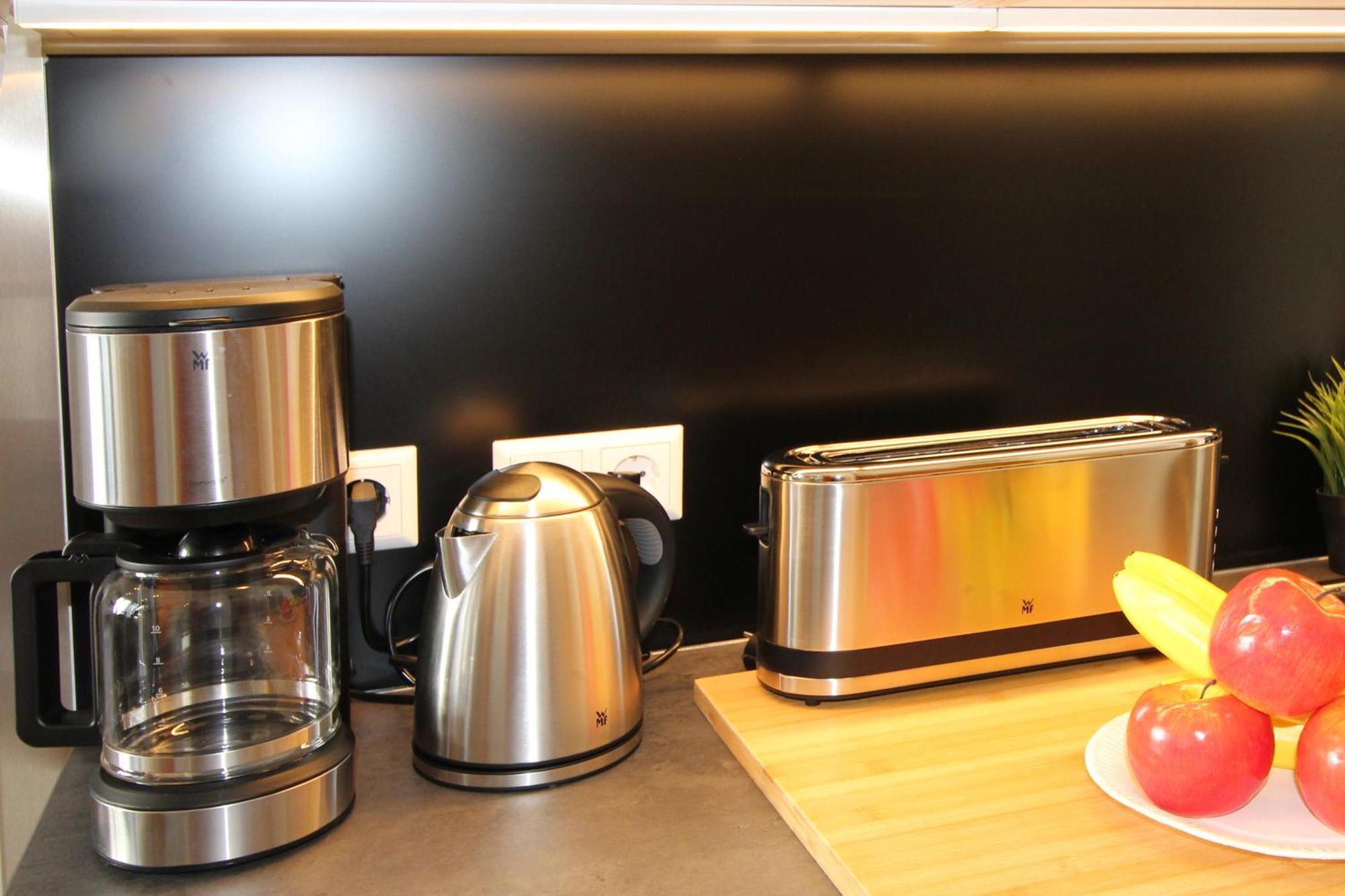 Hotel Ulm Zentrum - Komplettes Zimmer, Hochbett, Android Tv & Eigenem Bad - Perfekt Fuer Familien & Gruppen Luaran gambar